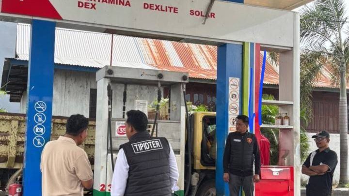 Polres Pinrang Laksanakan Monitoring Antrean Kendaraan di SPBU, Ini Temuannya