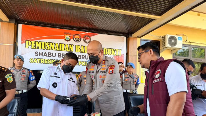 Pemusnahan 3,2 Kg Sabu, Wakil Bupati: Pinrang Kini Sudah Zona Hijau