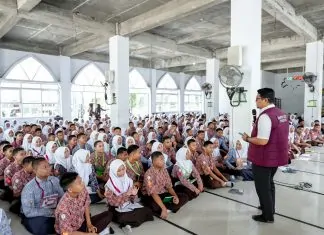 400 Pelajar Baru SMAN 1 Pinrang Dibekali Bahaya NAPZA, Kasatnarkoba: Jadilah Agen Perubahan Pinrang